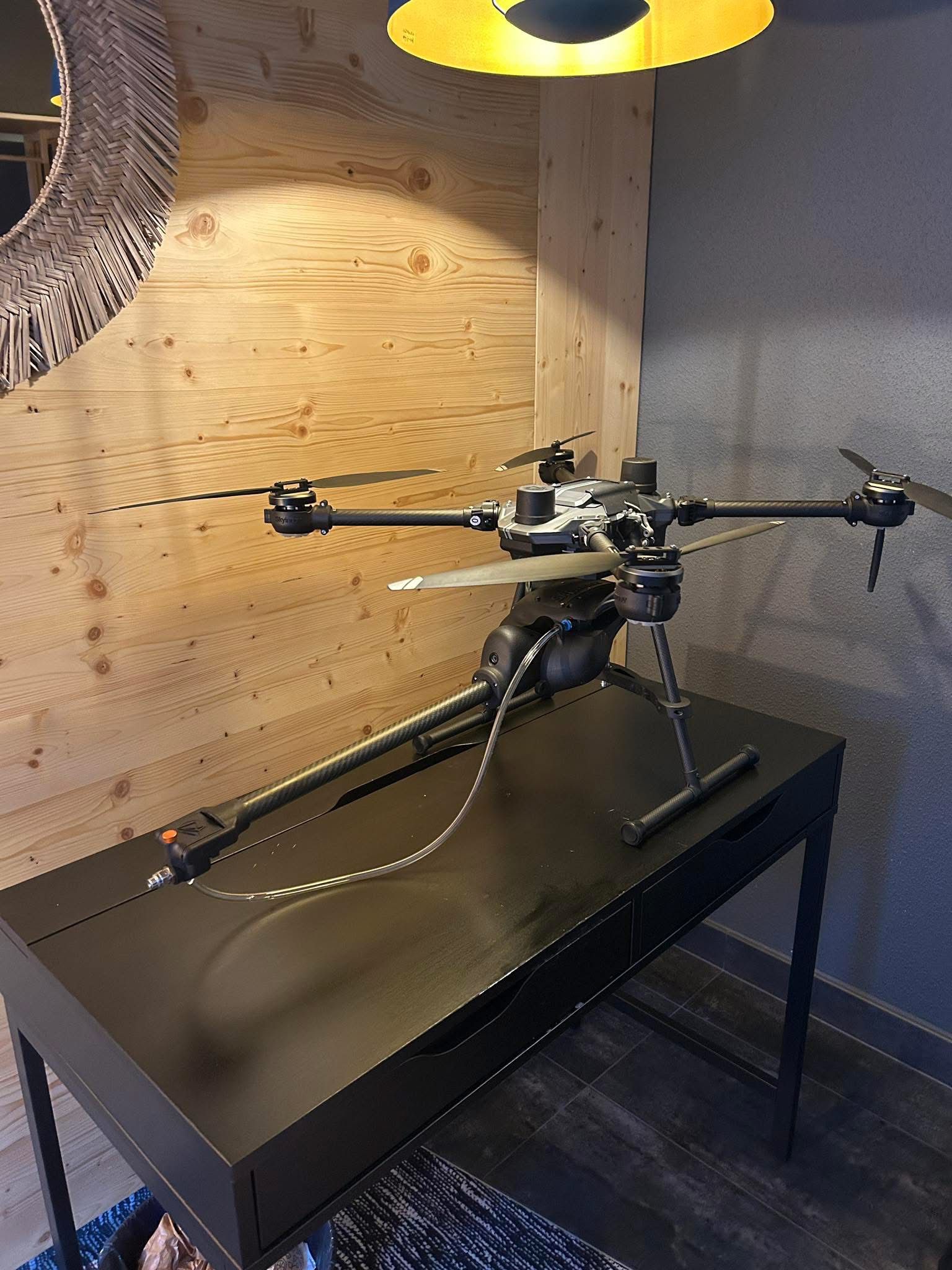 Nettoyage toiture par drone en Normandie